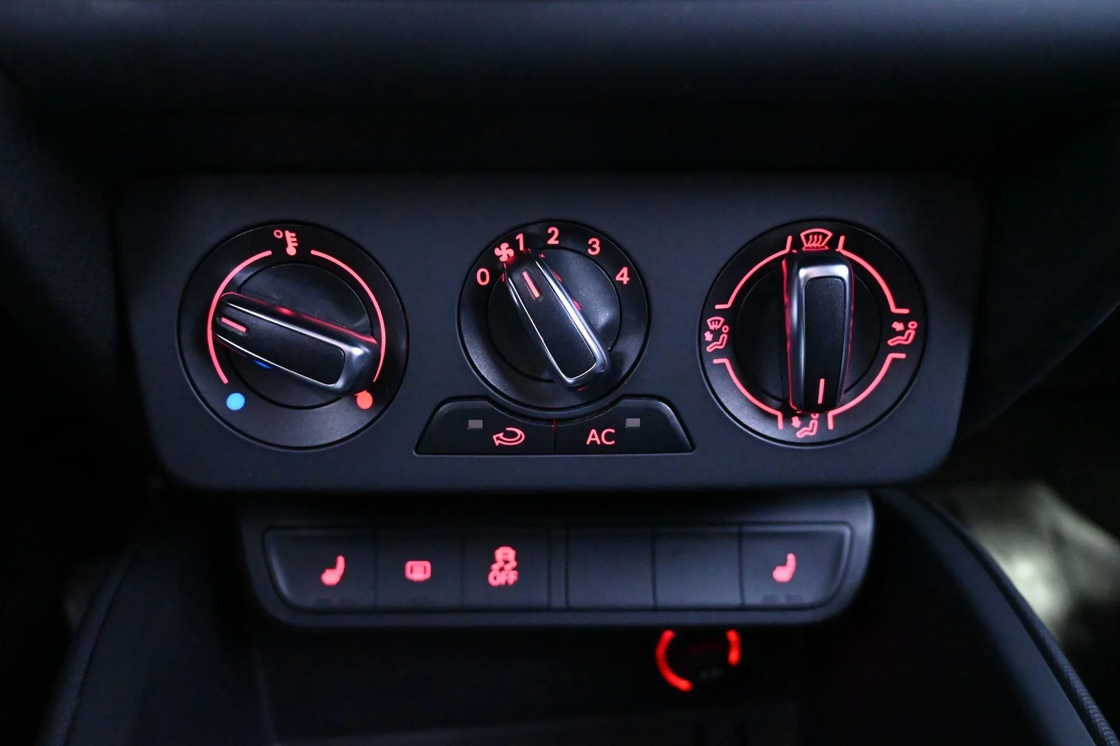Car Image - 3ybquRTLX2IHJWzVp8mDhz