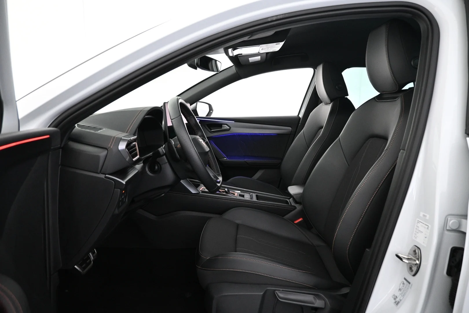 Car Image - 2R6pKSttT4oaZ7A7BxnMMK