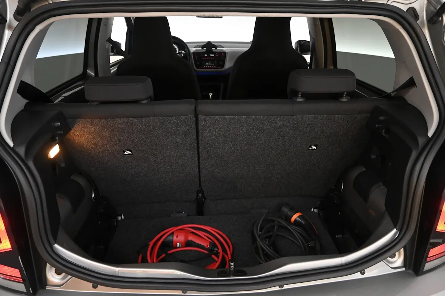 Car Image - 5R7p54NzLcq6mDvDKv9kd2