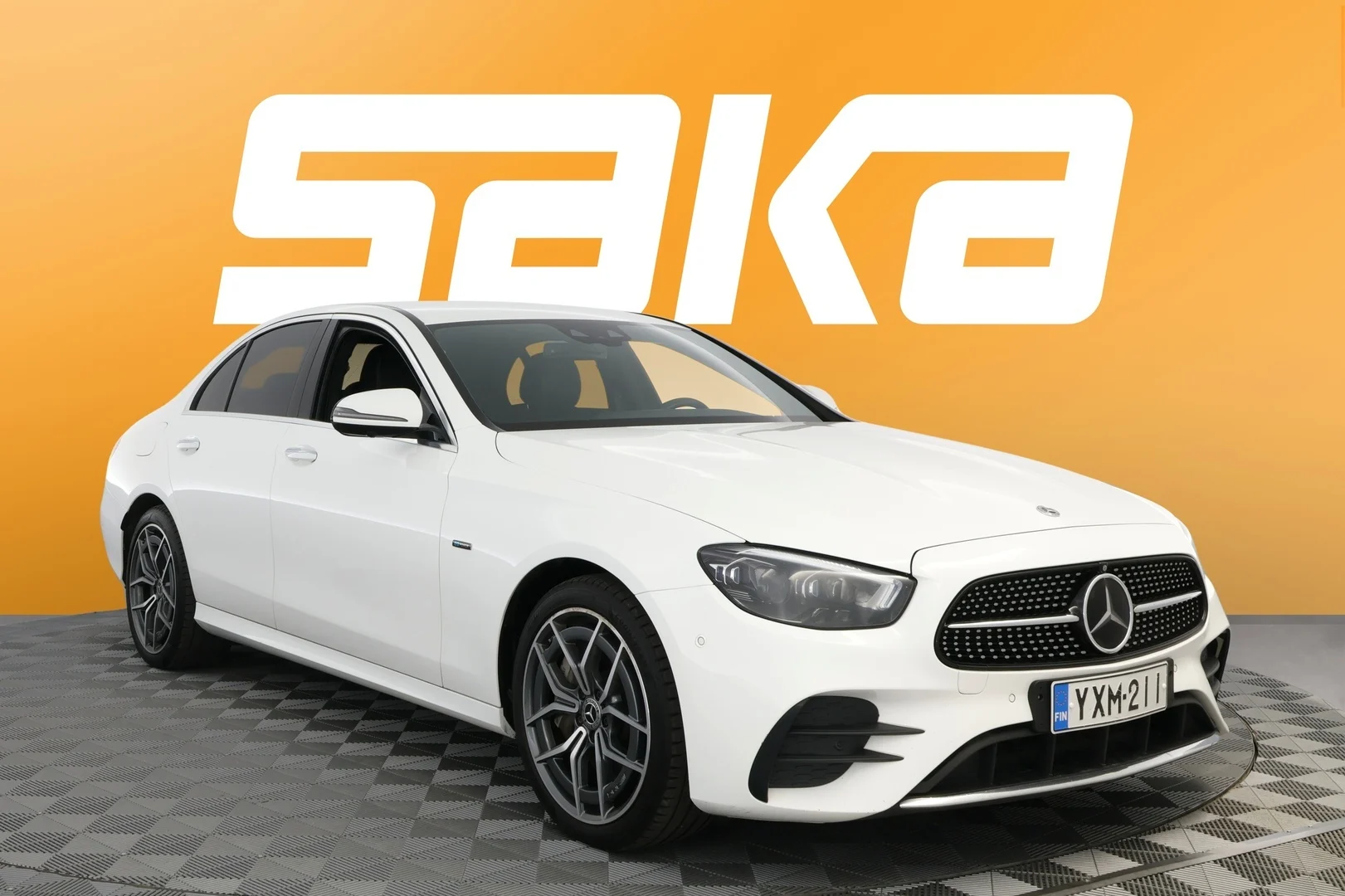 Car Image - 2Qj6aeVfOOhyZWN98nhaJA