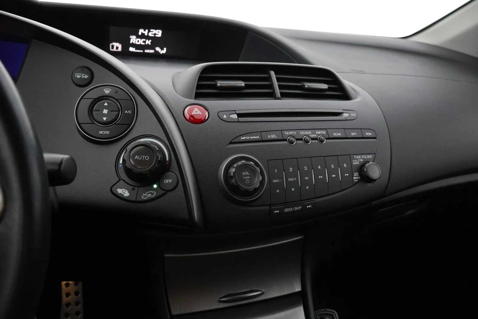 Car Image - 5fwi4MthWIFWmdEtRbaTYI