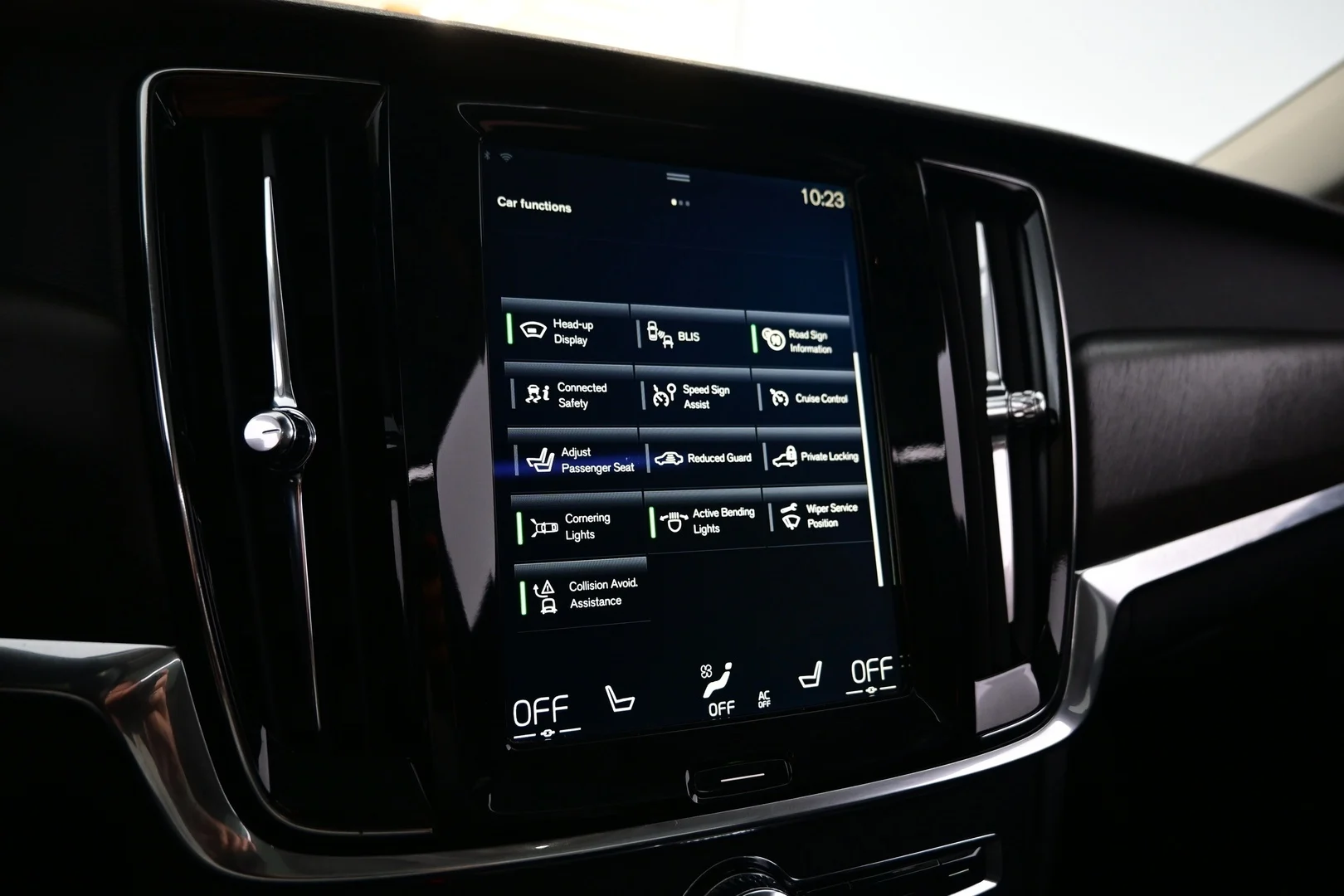 Car Image - 3VK3ocxJmTwgUd2F43Bqwk