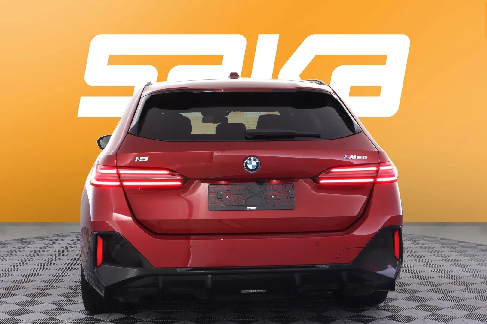 Car Image - 7EE1a73KTllCDlf3cYFNGQ