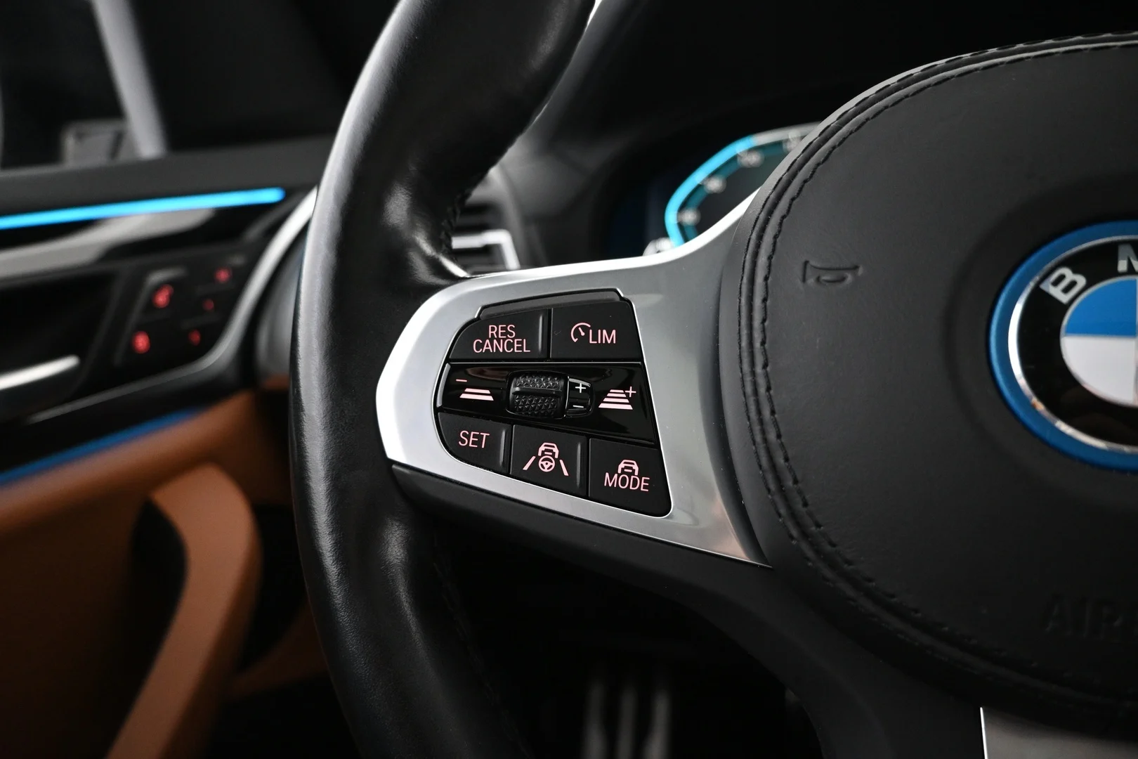 Car Image - 5Hr2oD3dMUoTKylATyZSZE