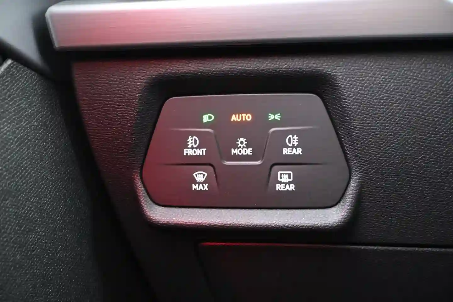 Car Image - 14eTA3QbSDVsEcz4YteUdy