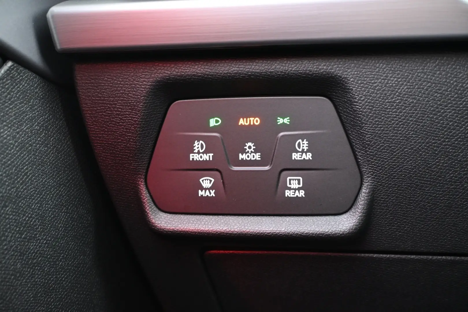 Car Image - 14eTA3QbSDVsEcz4YteUdy