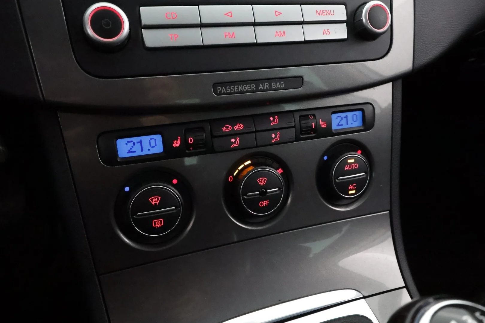 Car Image - 5XGtDcDlH7wGq30MmwHYoQ