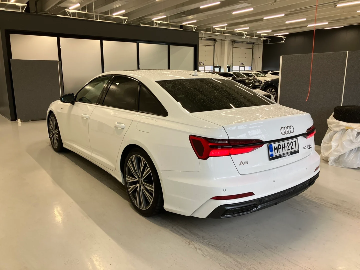 Car Image - 5RIi99xoPC259BeQeyP9p4
