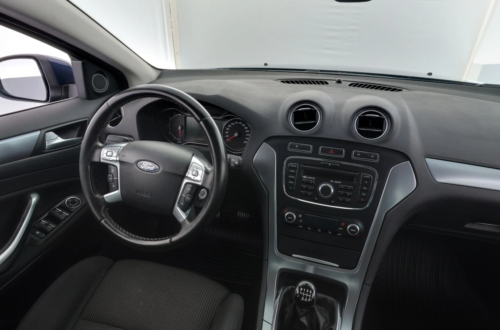 Car Image - 43P0NgehOPdwyfXstAv9W7