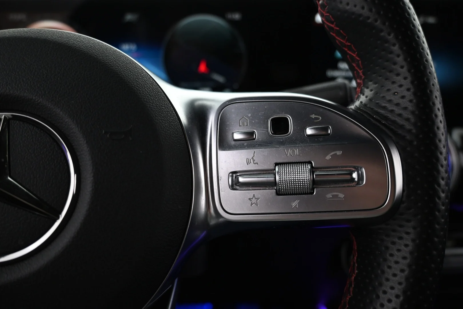 Car Image - 1NmhjVgMJcFeJJ6EtIkTDG