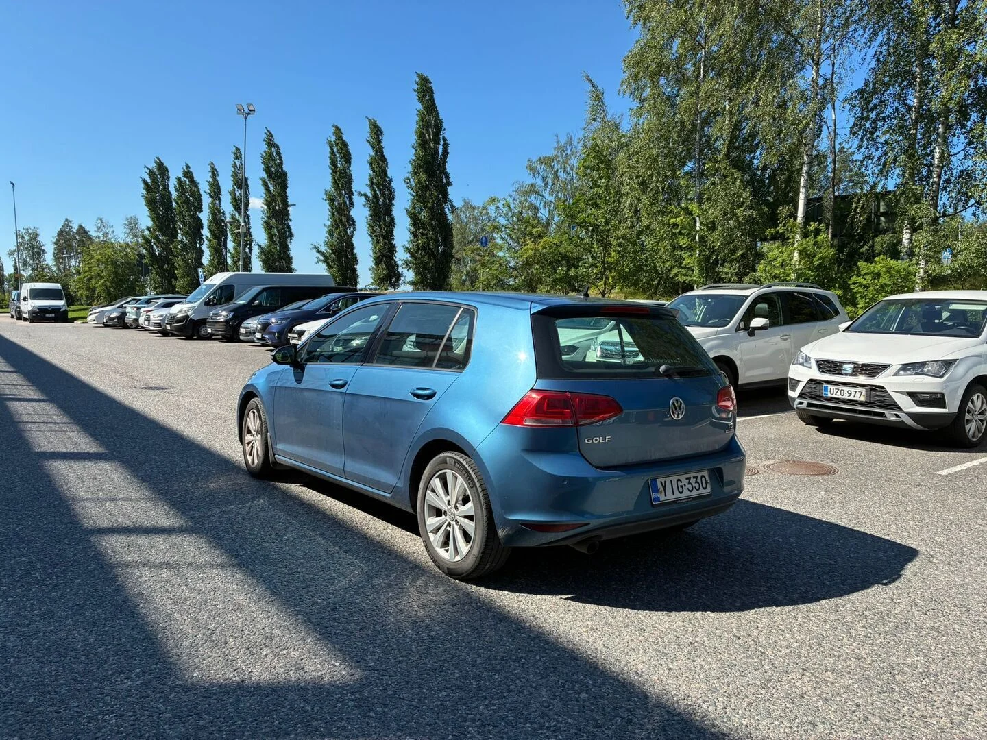 Car Image - 2W0RMaahkwSesi1YlWqHFZ