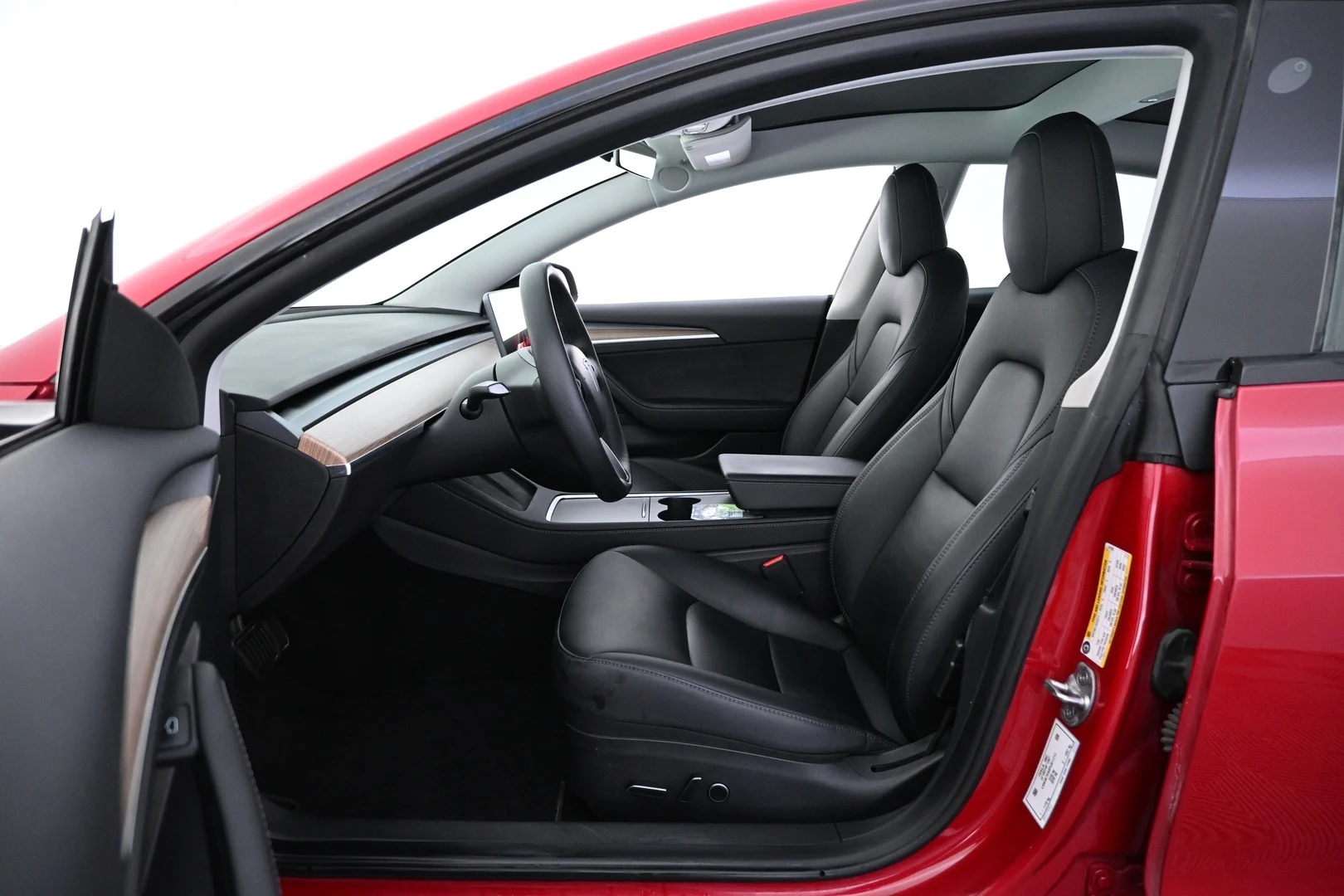 Car Image - 2c3A2yztsy4cCuXi5v33r8