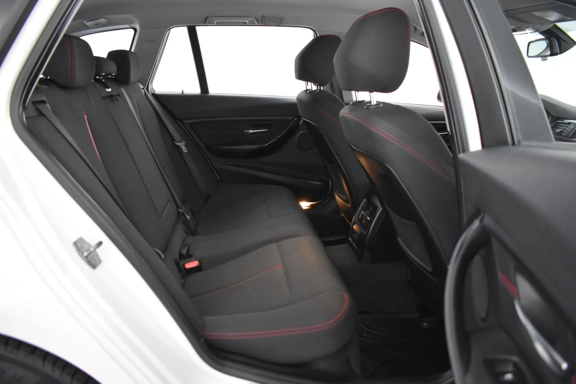 Car Image - 2lJA5xKjiqowcPIt8NggUK