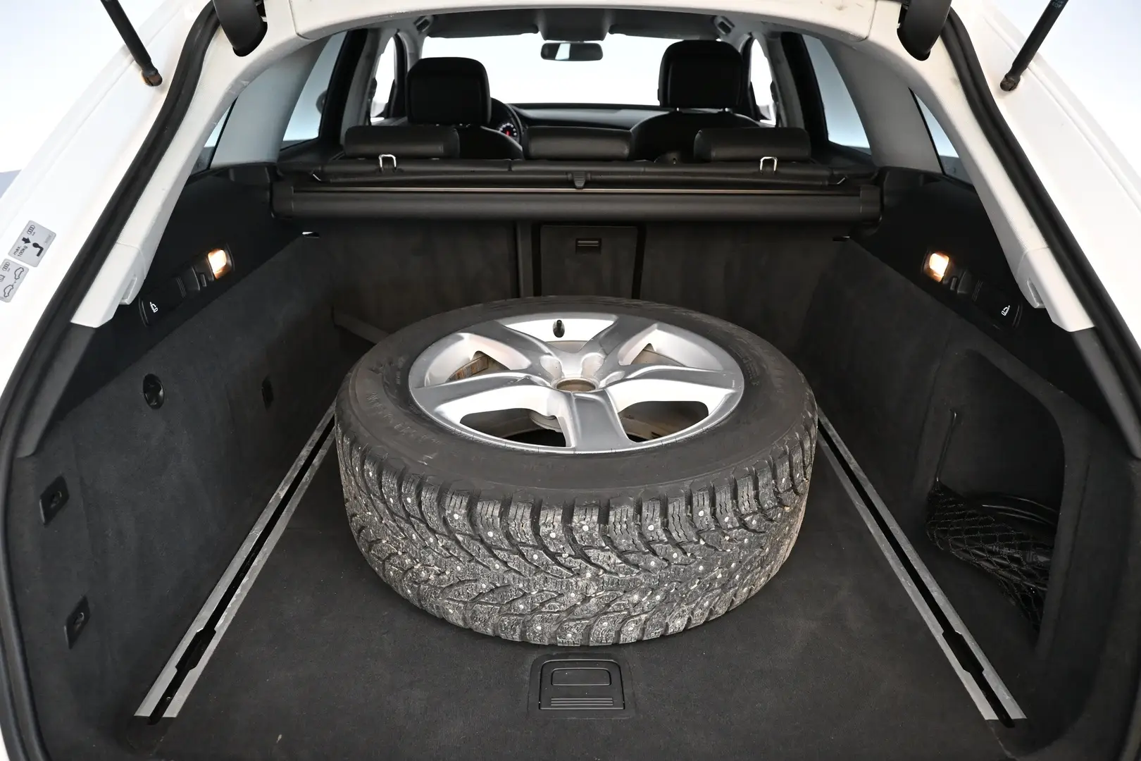 Car Image - 2WG5vsxSXuVrOpNQ2euCAB