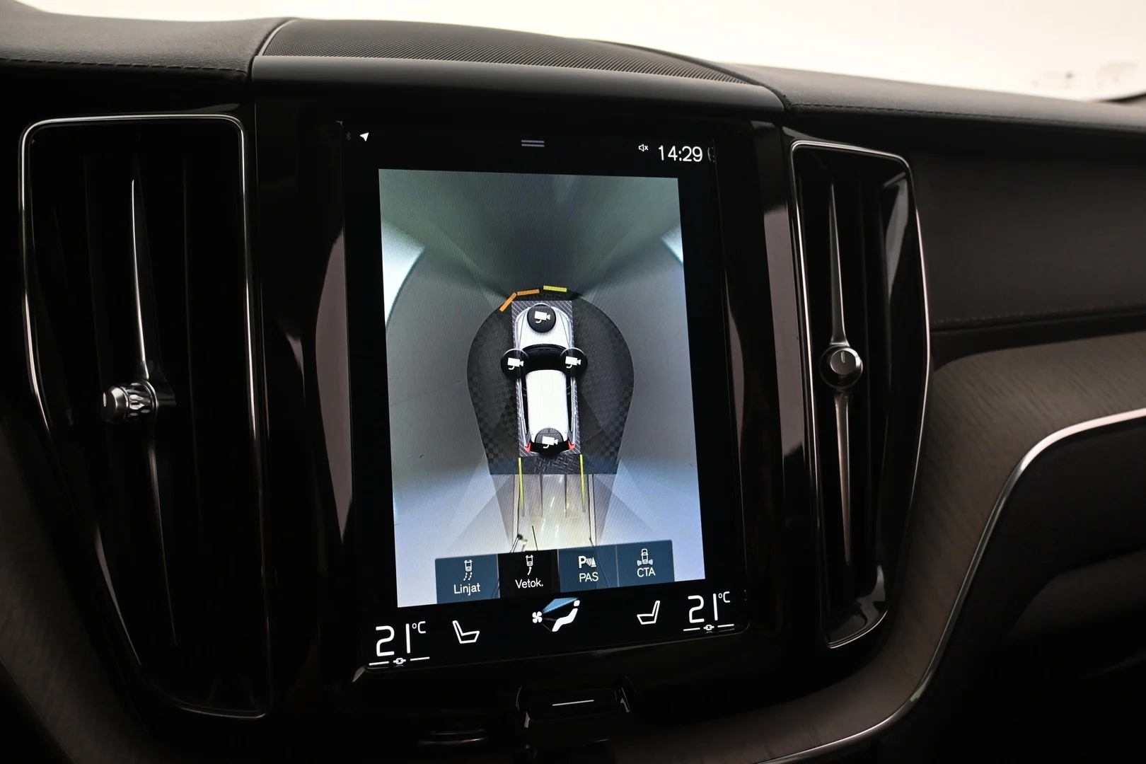 Car Image - 3SMB7hdZZefTWB4bY4GmSg
