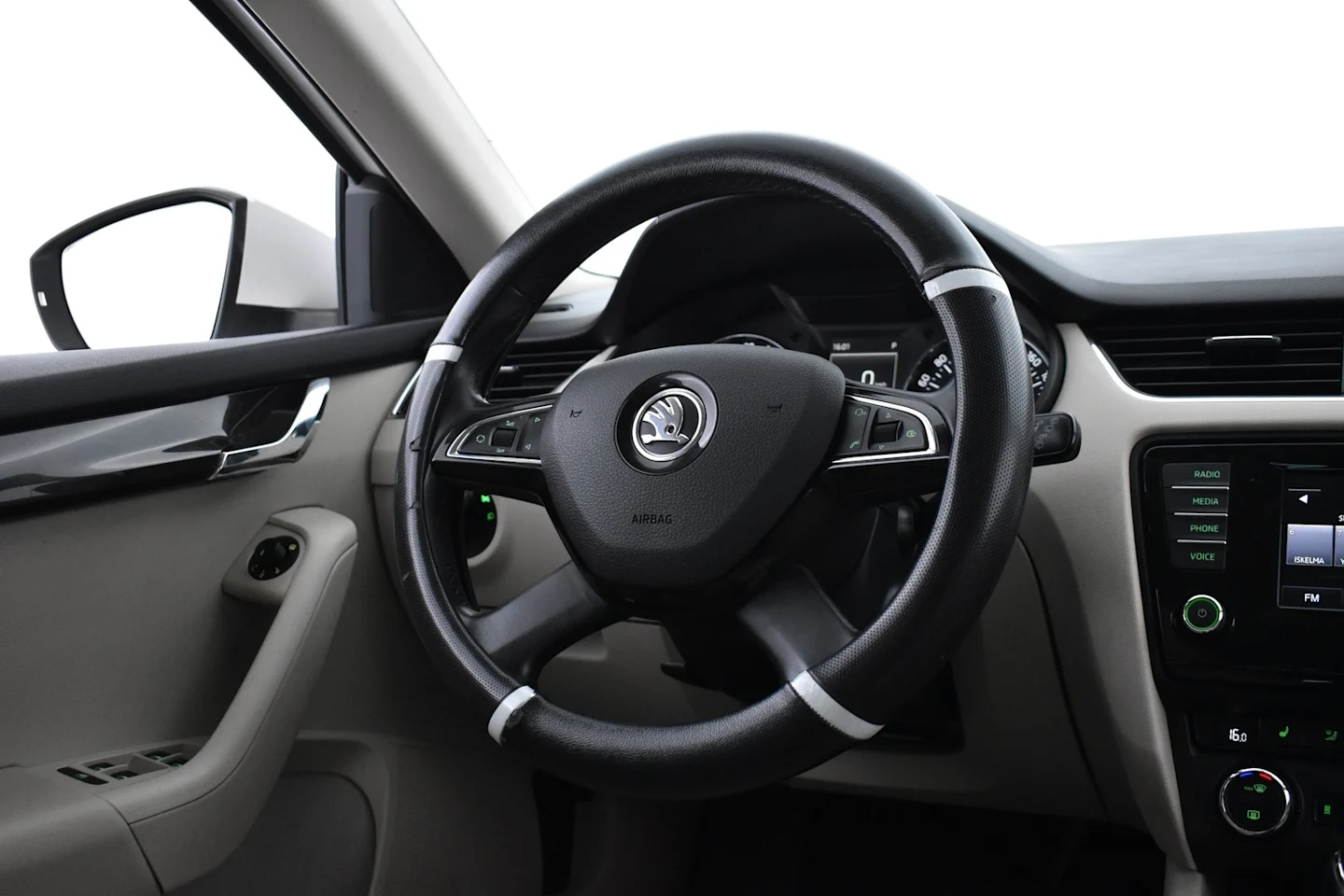Car Image - 4bSYFC2lZryTqzlsXDJOZC