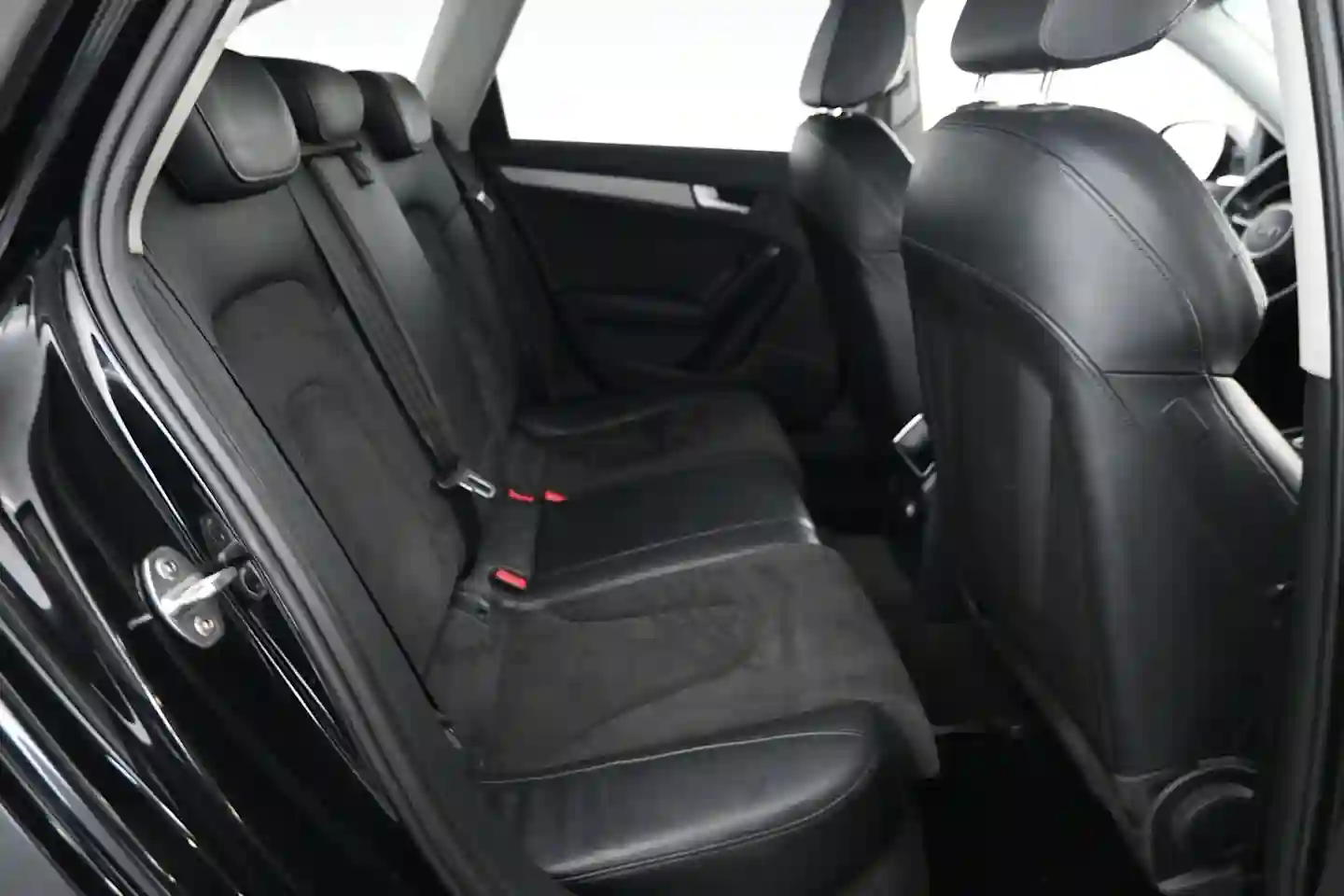 Car Image - 6kpfvQDEKedfsMrn5d0Ei0