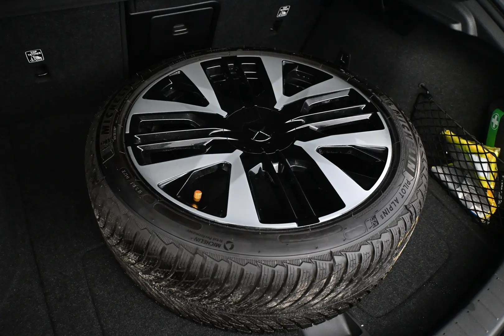 Car Image - 4A3KKwSBMzE7ll3CE6L77r