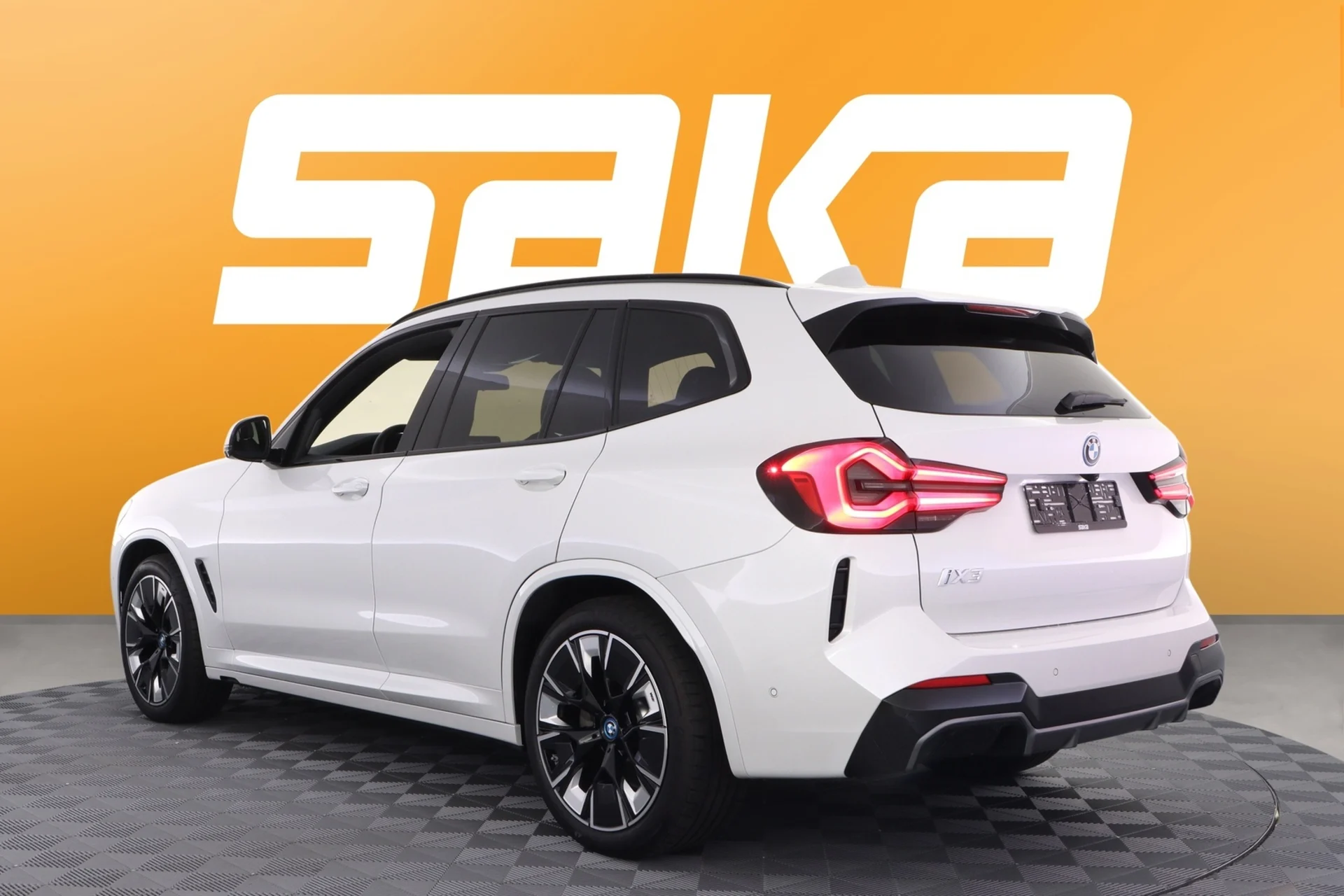 Car Image - 5Y6mhNcFjUHr9Ig45UNBfc