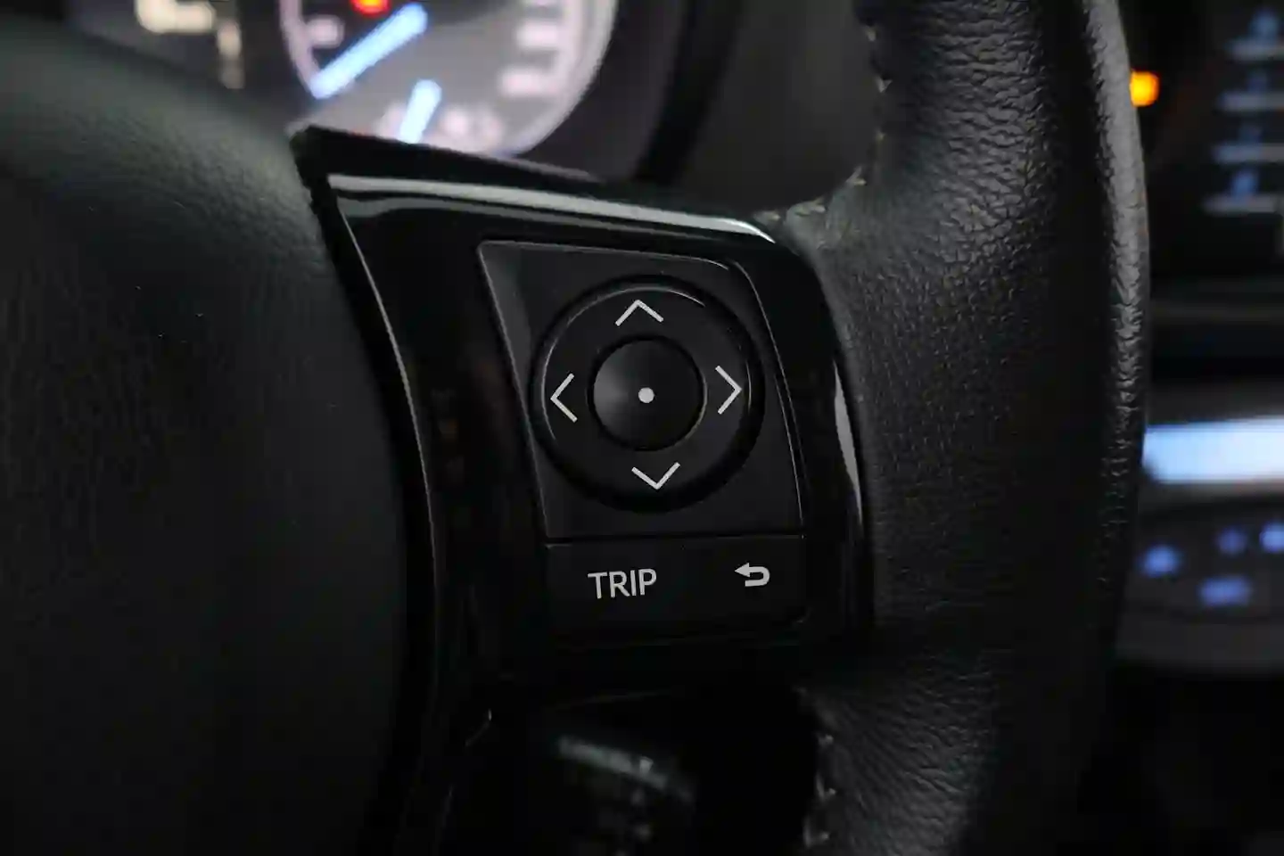Car Image - kVxtlrVCa7sV8DR9rTwZ4