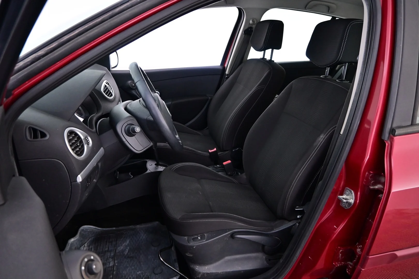 Car Image - 7Jwqw4lCJMR6UTL8KKDo5A