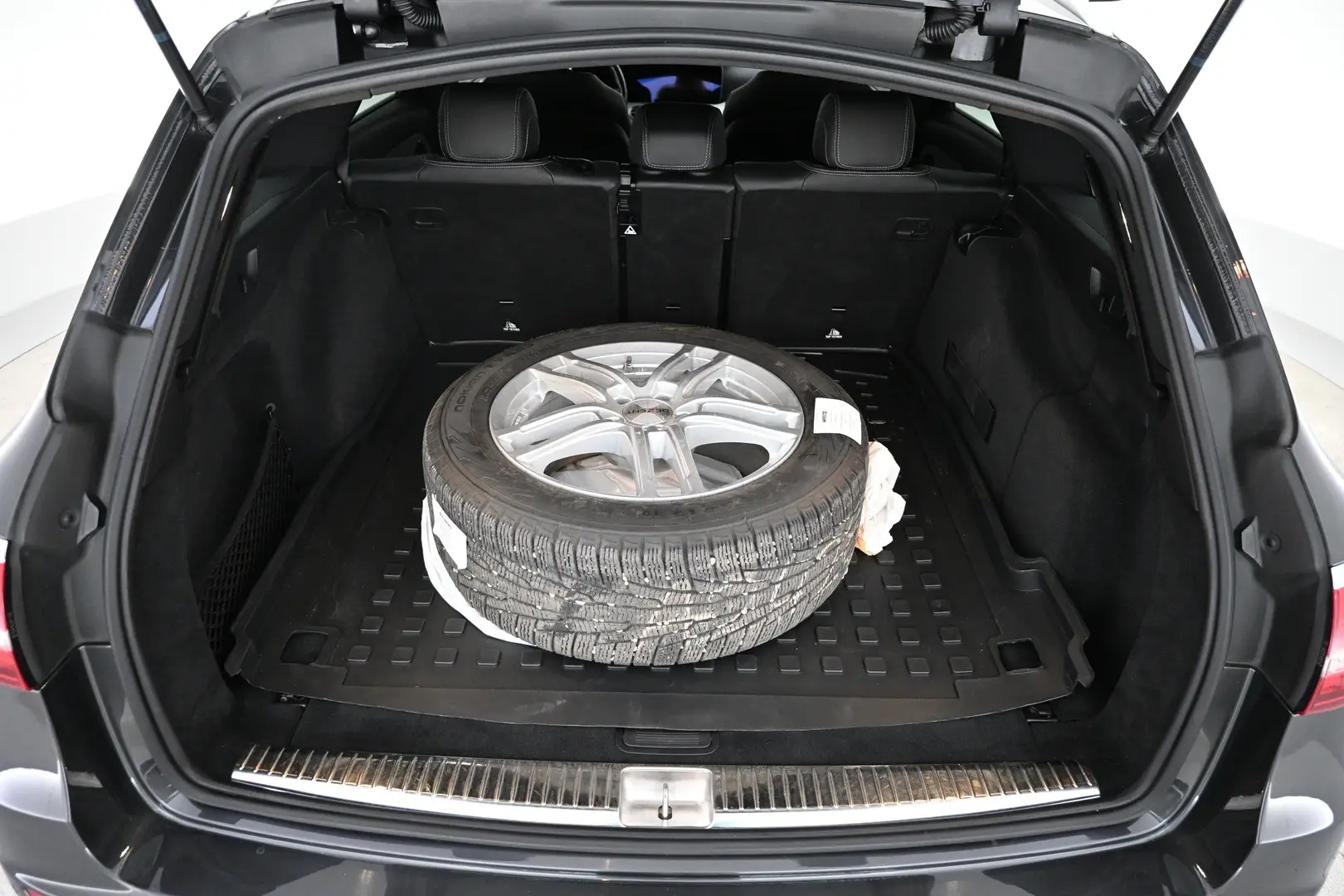 Car Image - 61ihf2mwIB5K1kNSJaEJxU