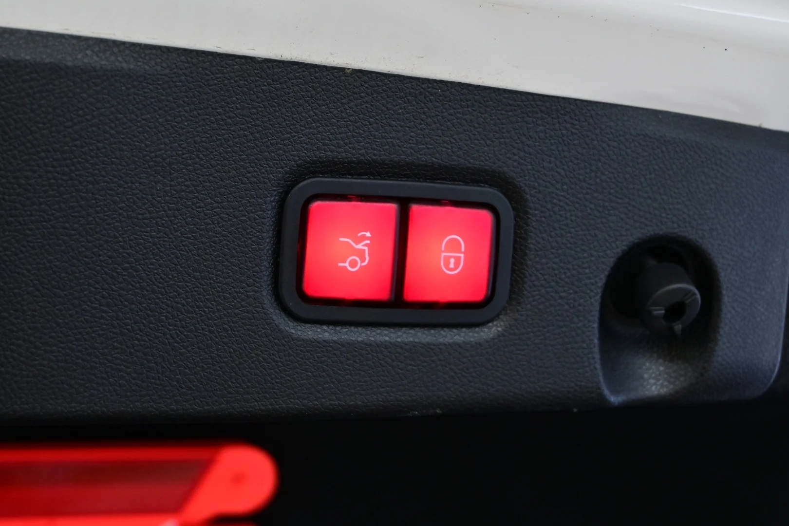 Car Image - 6b0WX662ddtRV9rFNVVjTb