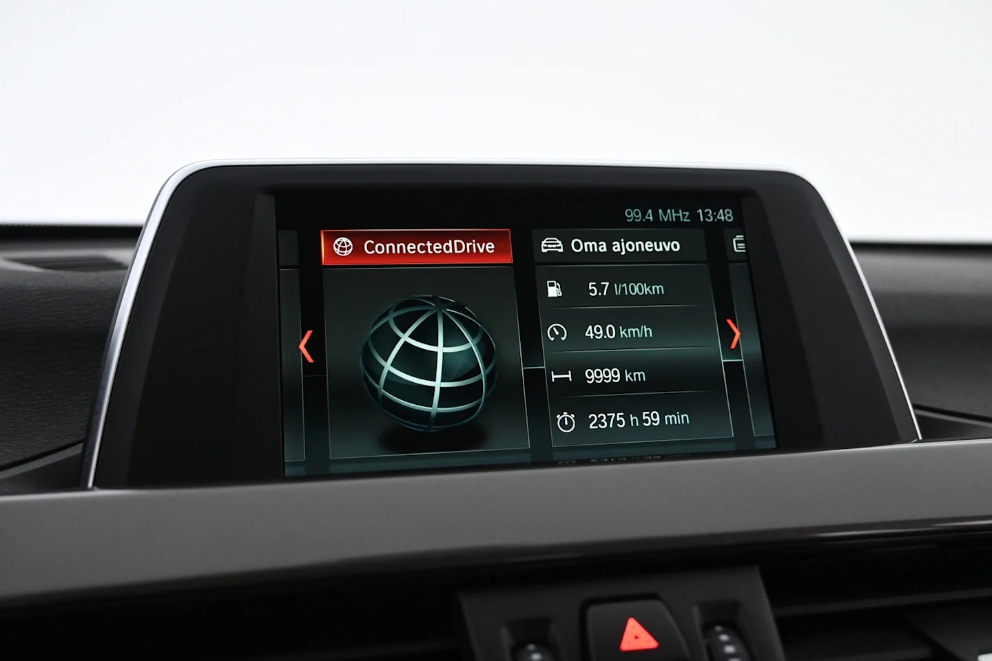 Car Image - 5udx5uuP4a9roQSjRiCfJF