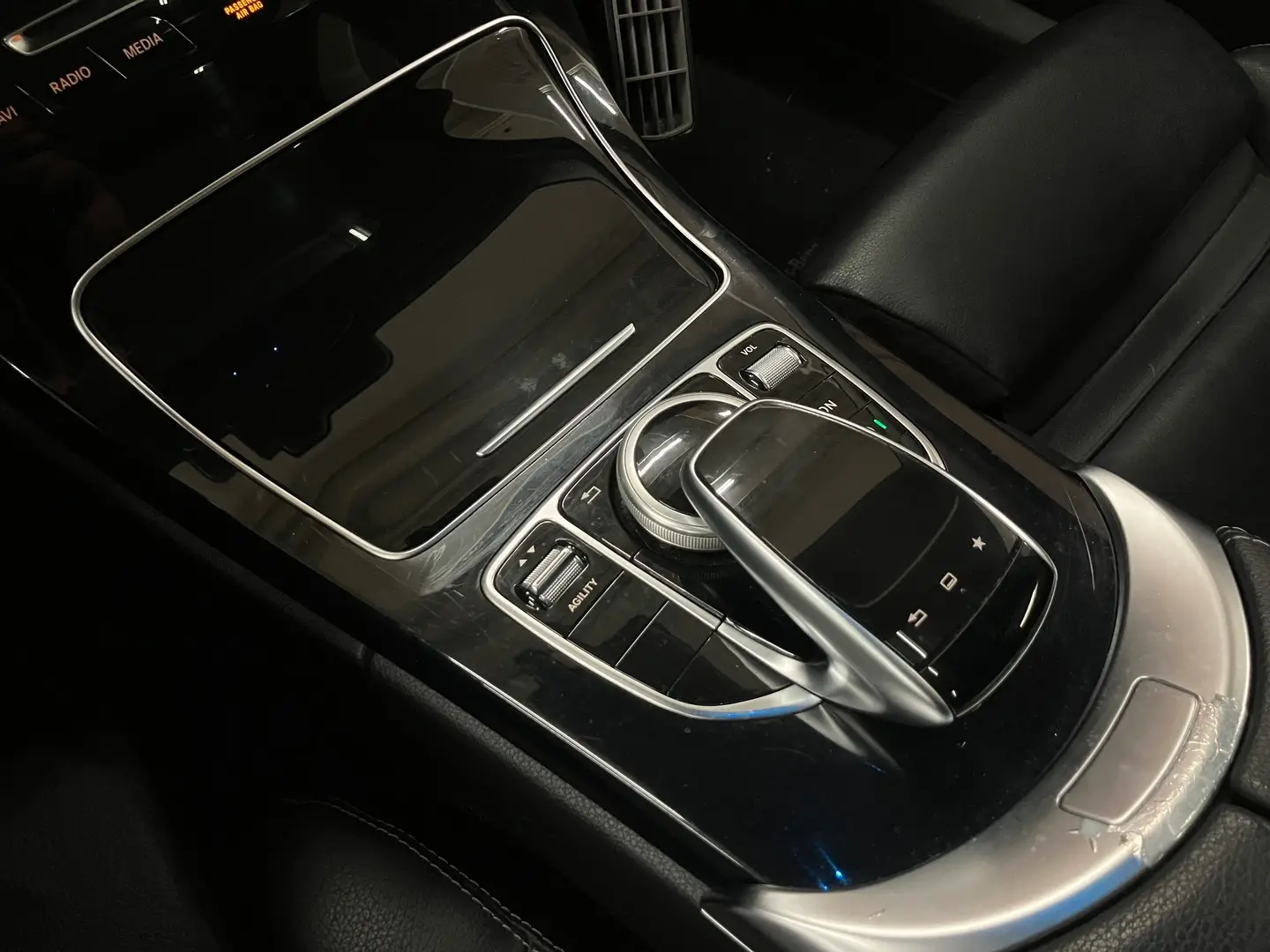Car Image - 2CdlM9A5SJoLeXLEJEC2EL