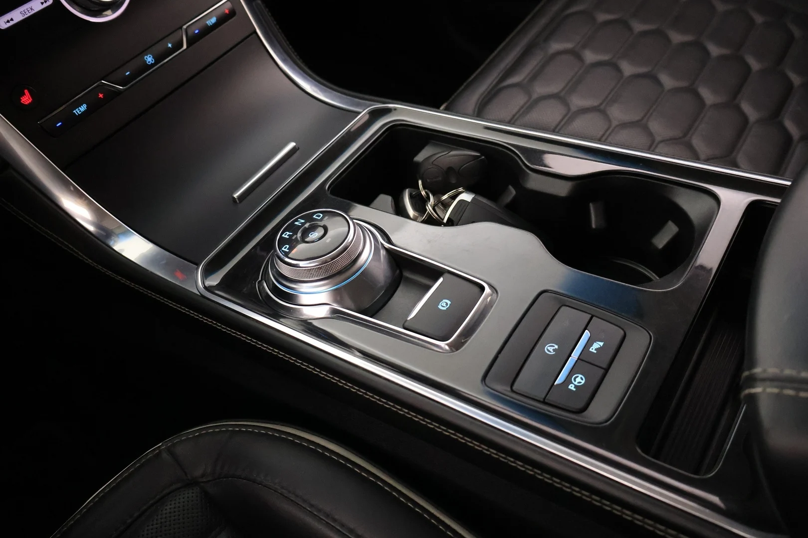 Car Image - 6BanZow4HyBW4yONkn7EnU