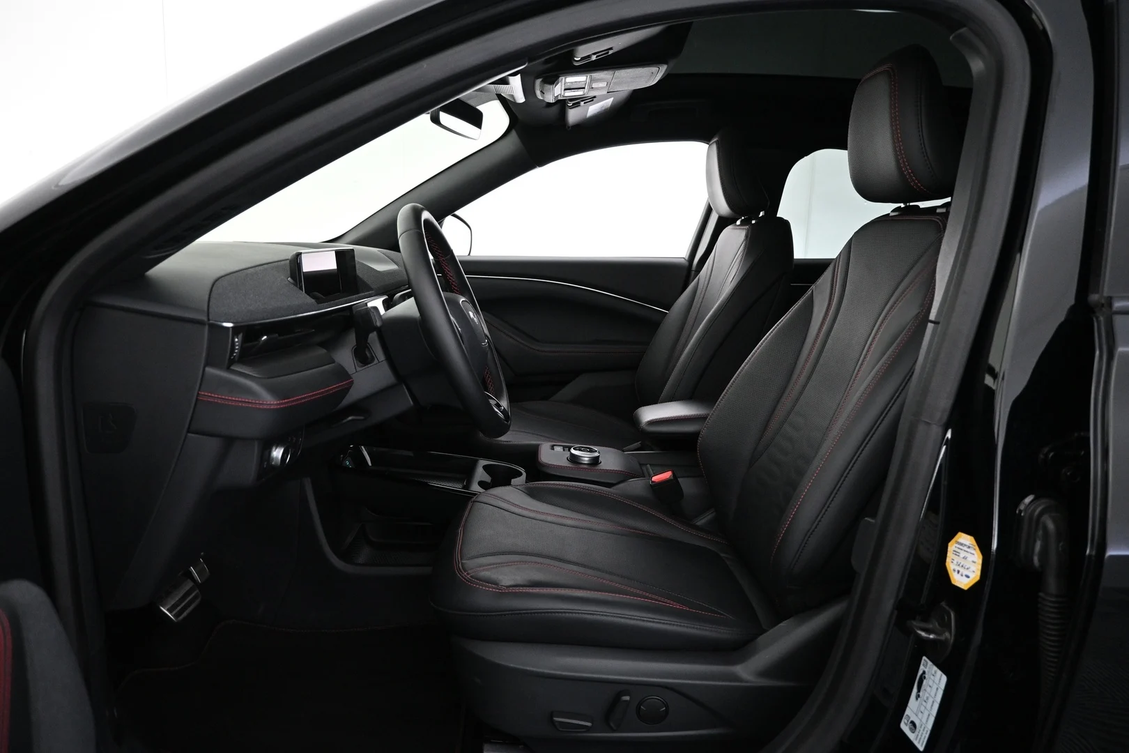 Car Image - 3eQueRkw8PMIJKHJzCA6HA