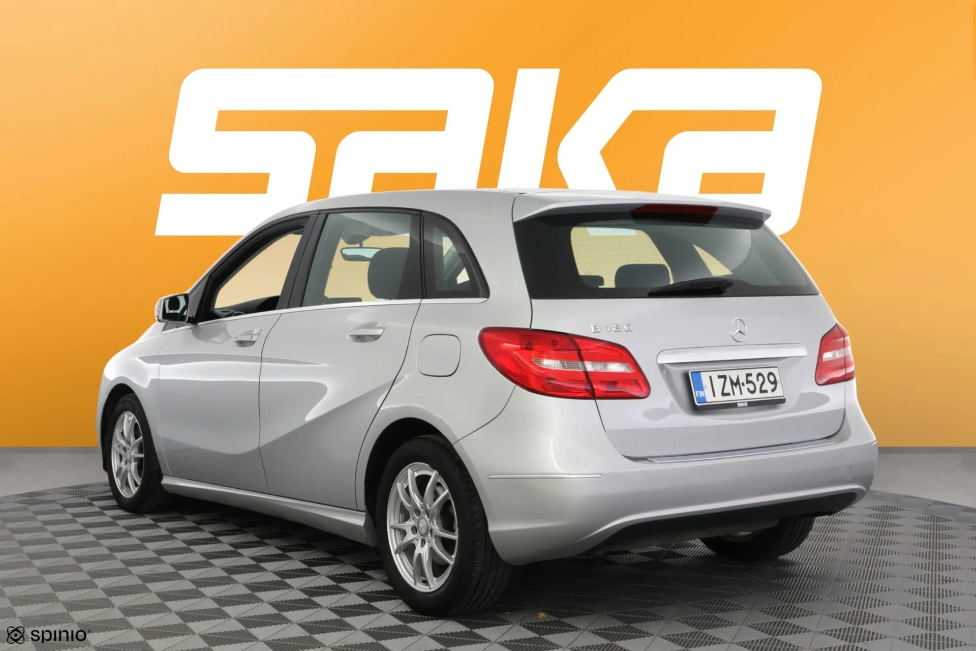 Car Image - 6Sl2BsVmZKFT3BxSWNHJYv