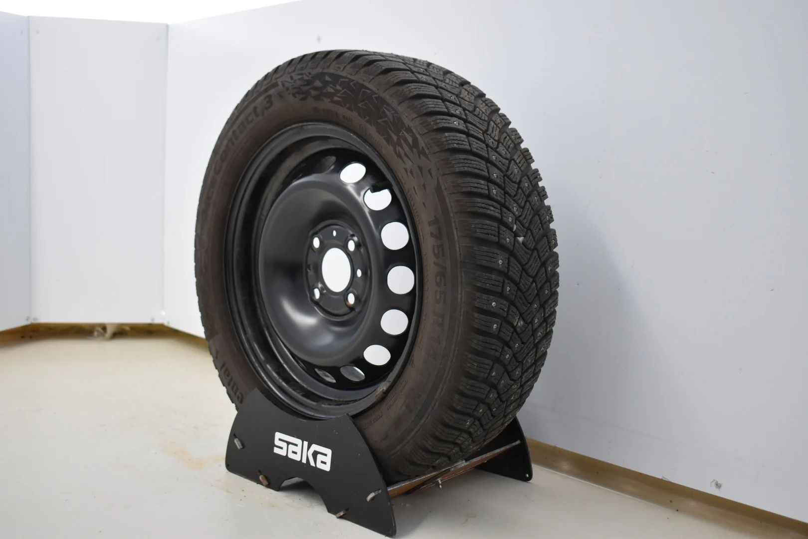 Car Image - 5Bnc0J8KgiT0DnTj2lmCXq
