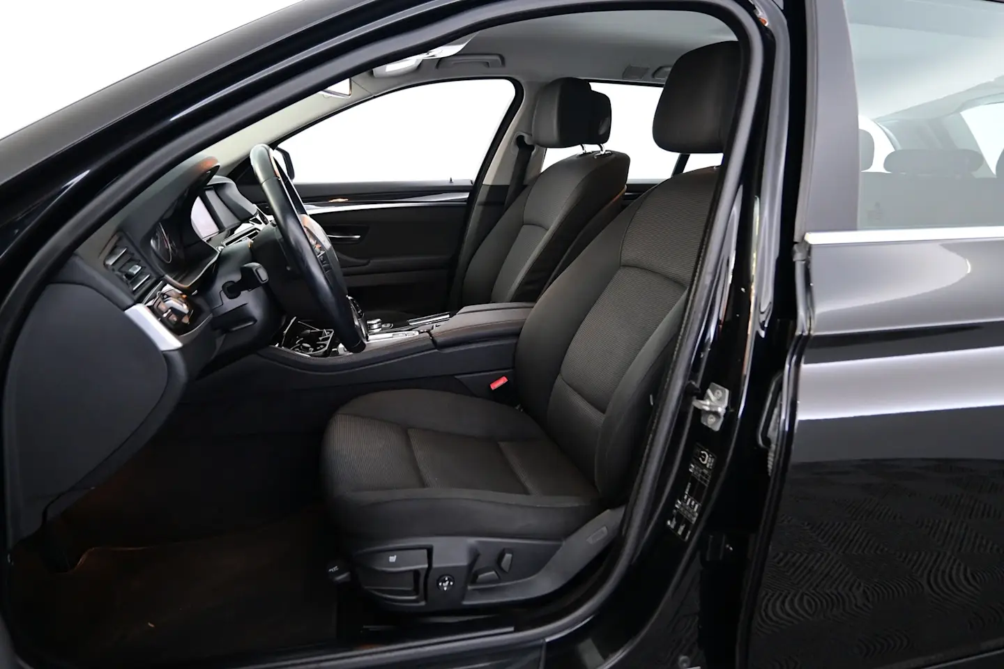 Car Image - 2IggmMqOTXkhKXpNrzzkIw
