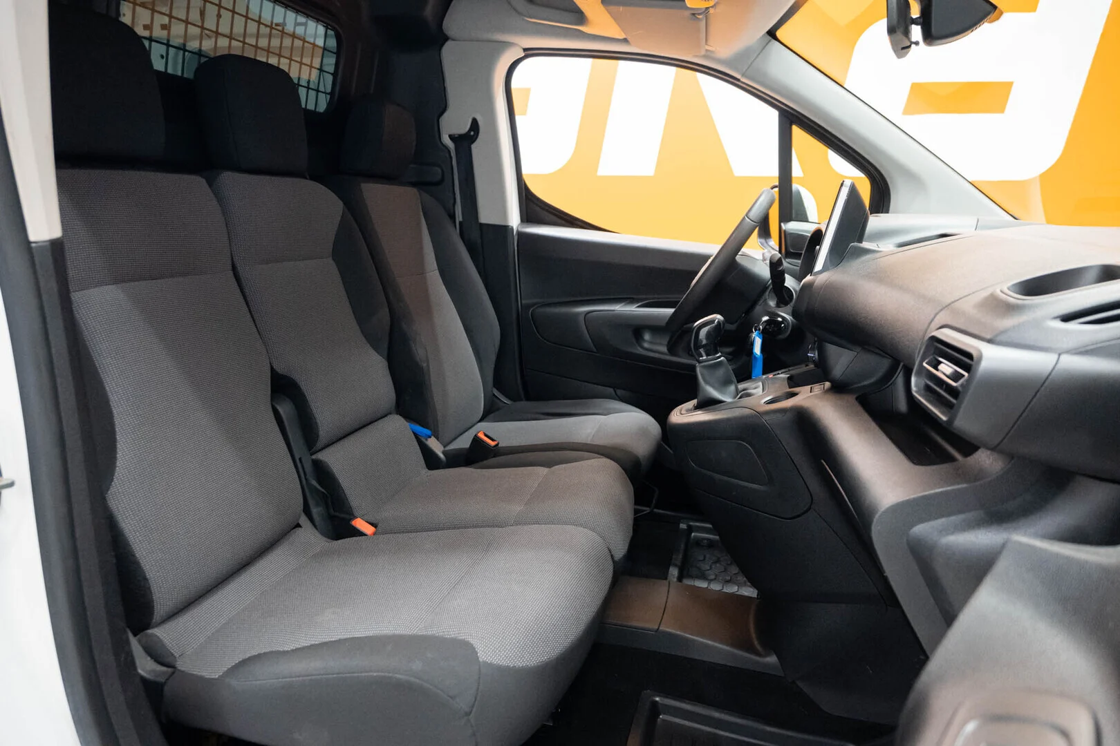 Car Image - 21VkzdUP6J7R5FBUxJzFiy