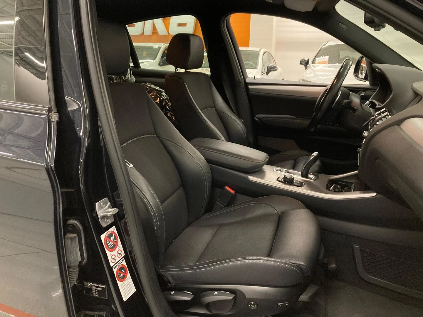 Car Image - Ed3gro3J4fxcojnvJwWZx