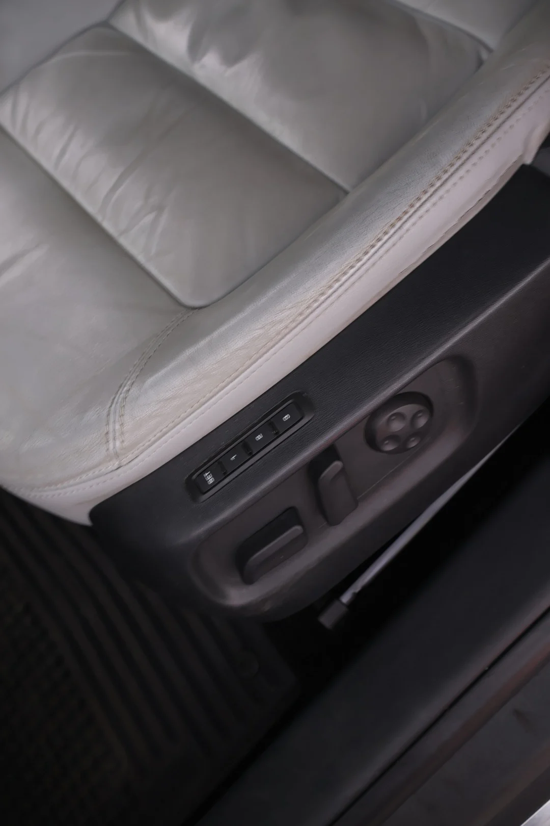 Car Image - 55ll8GIvsFOuuU0in3RYLy