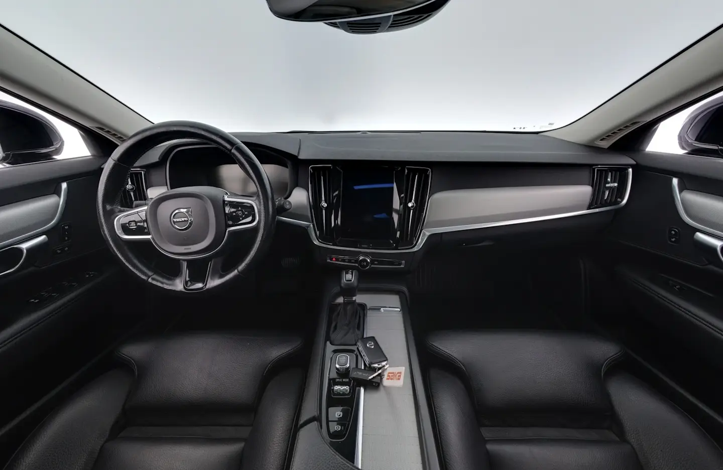 Car Image - 73Q5M2wTCcbRbEvpNTaK4W