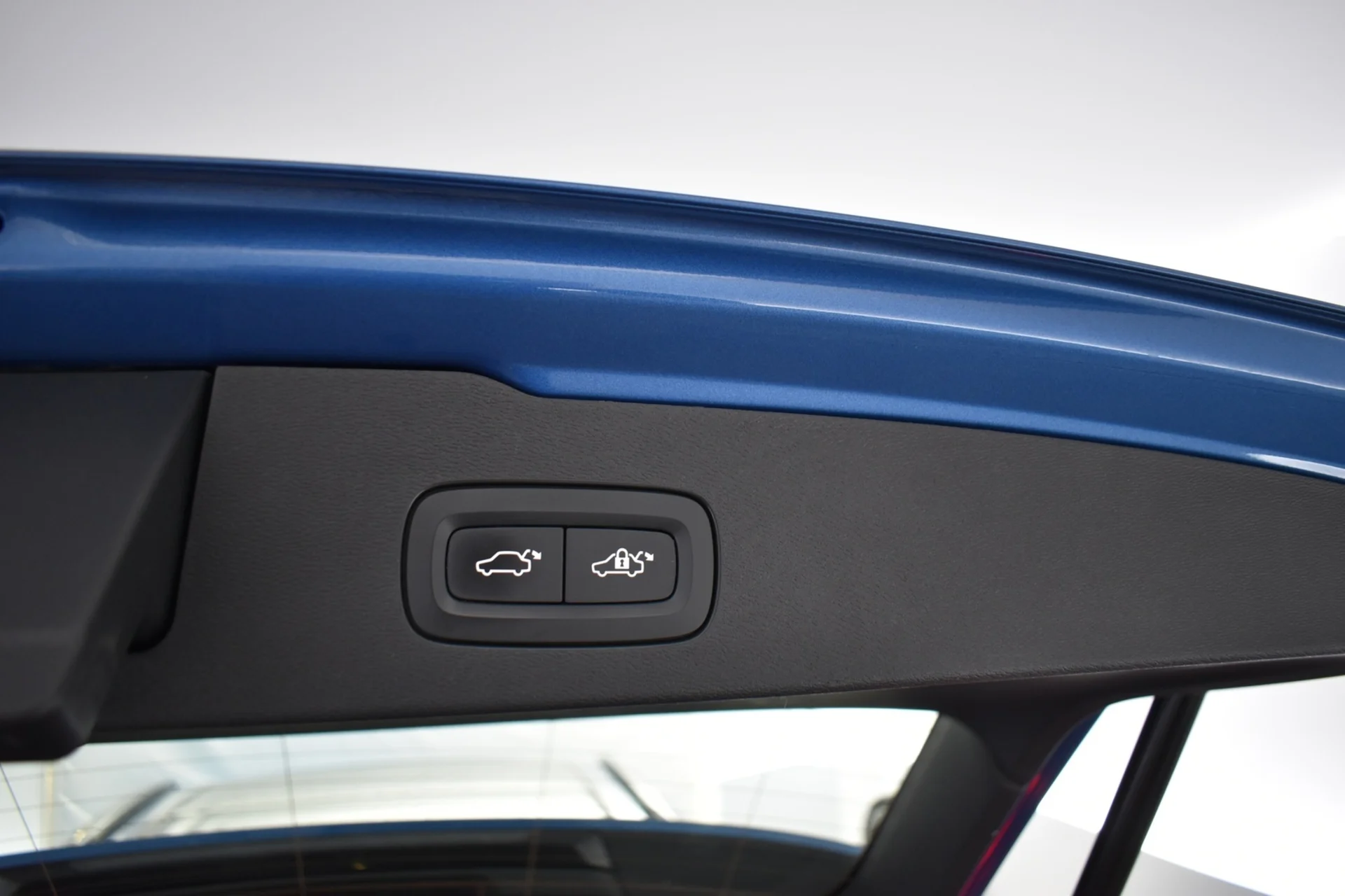 Car Image - 4OaWln1xCjQbdYvUEzYCfn