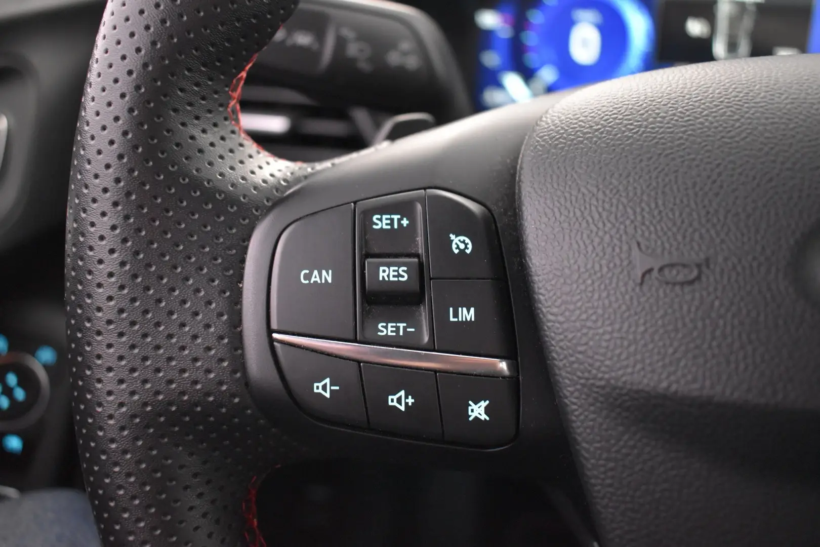 Car Image - ezs0Eua1xwmbHc881yPi6