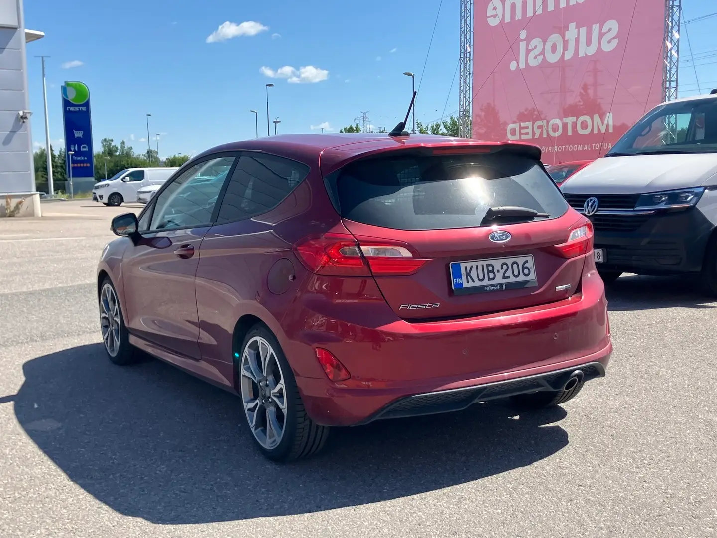 Car Image - Wpb0TD8AIsgiSDREiR2vm