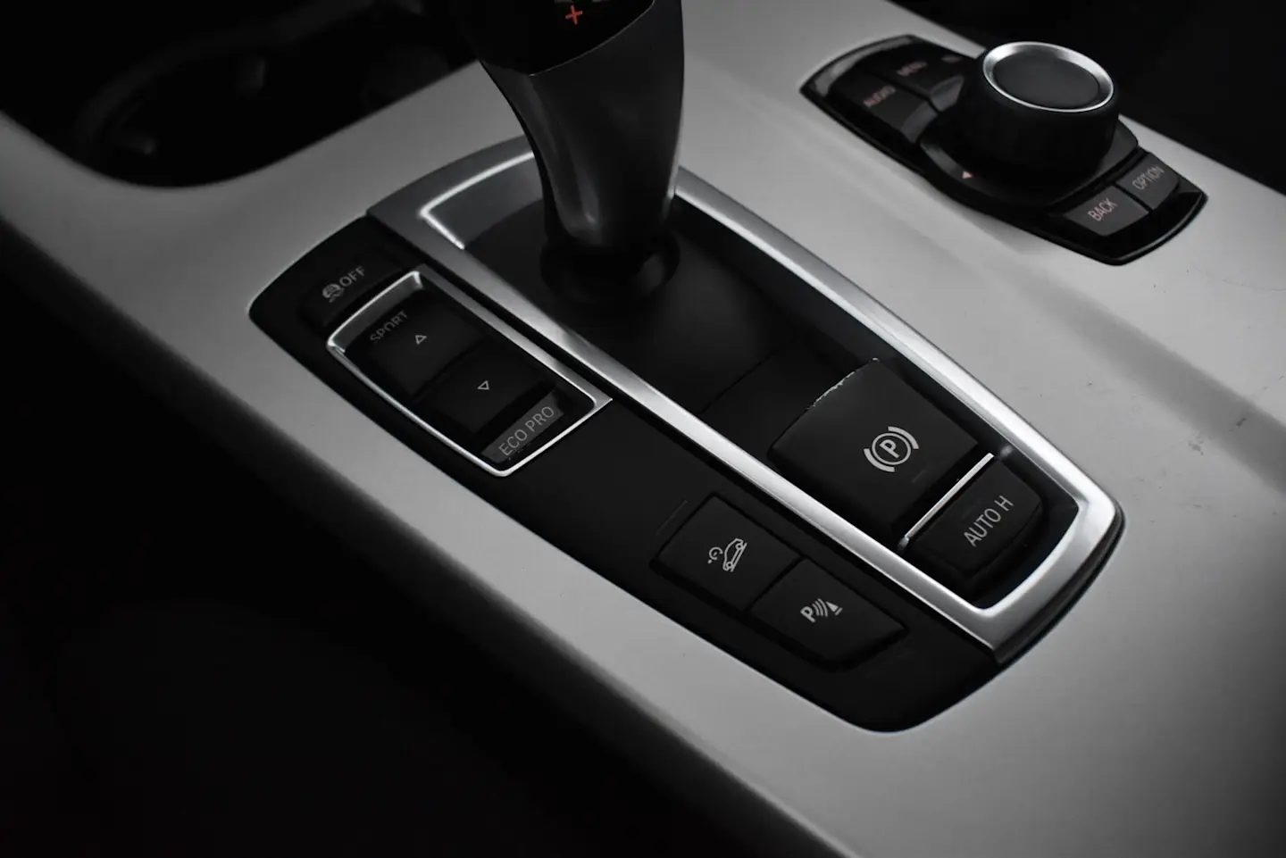Car Image - 7DFODRqTylUYRZ757xneaC