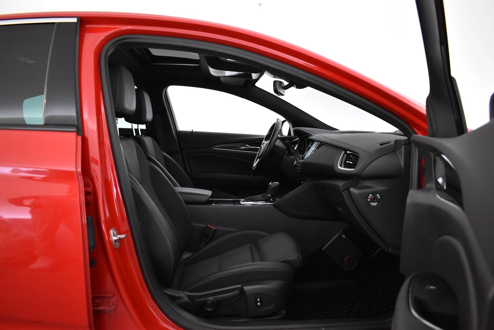 Car Image - 2QsvkyqbkHWAiRwzuC5HpF