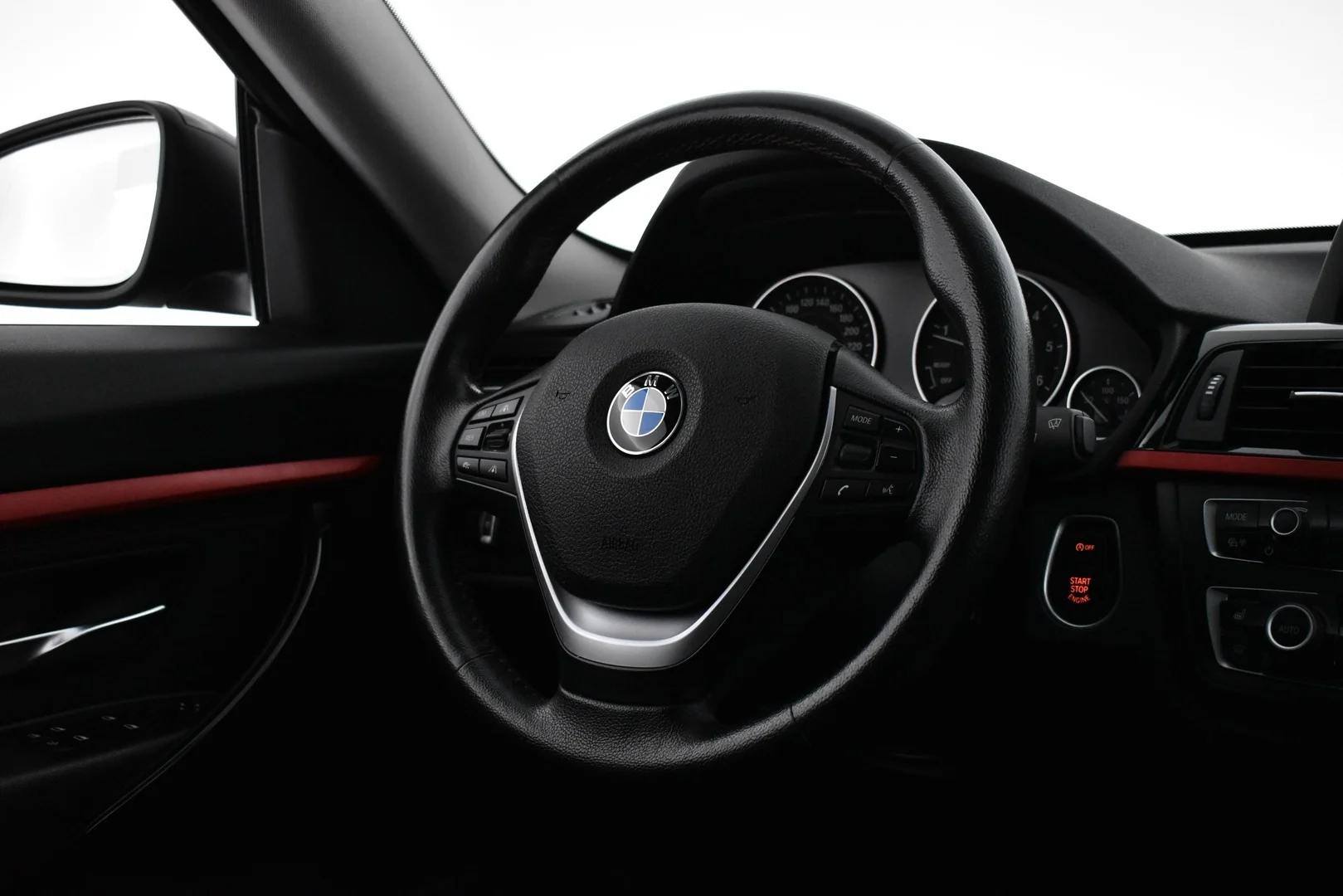 Car Image - 64qHl7rhOh0nhrD94tAXU5