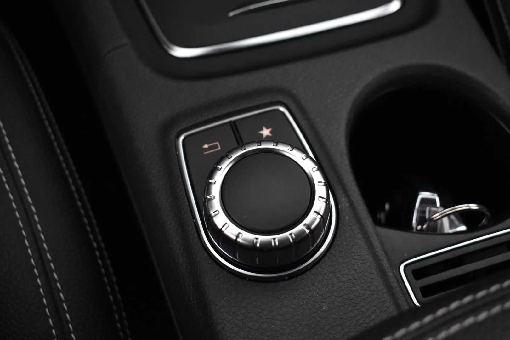 Car Image - 7p4s3XzLbI2Tdi8Lsf3Wow
