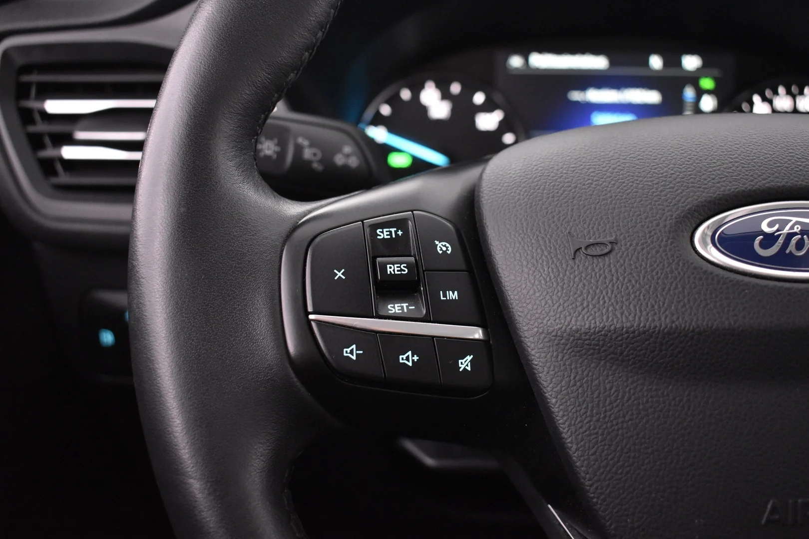 Car Image - 3c2IiAgpji8ROgMjoOZNsP