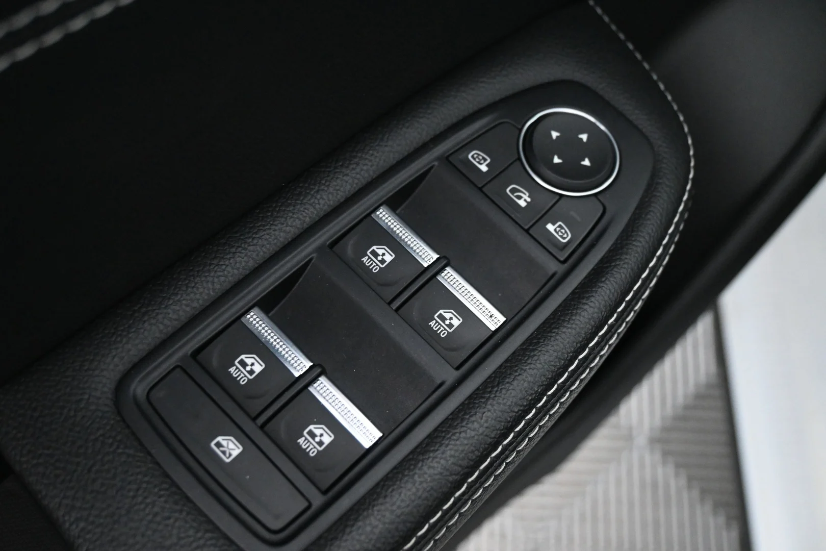Car Image - 6DD1jls0Yzb548Y2zXErCv