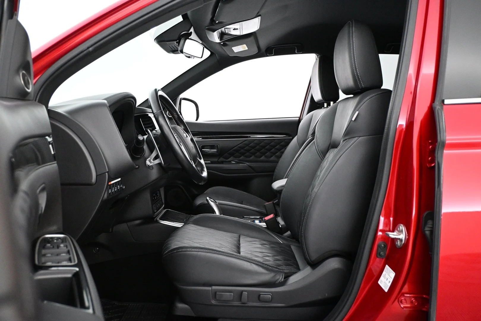 Car Image - 54YPYSv7Pg1sOfZBBGQJqi