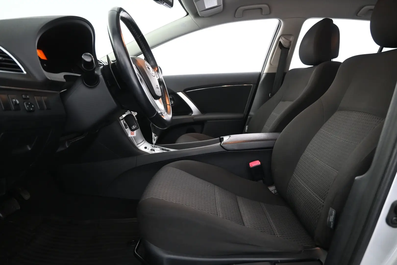 Car Image - 1uqlS2pY1yp8dgp2yF4aWg