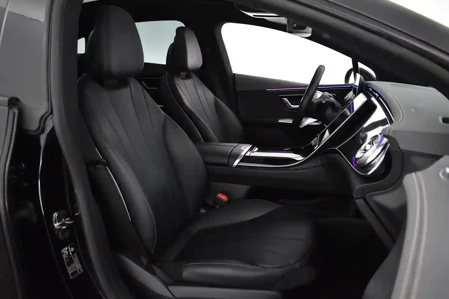 Car Image - DWzuOdhHX84dKYkYqVxia